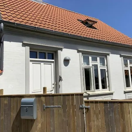 Skont Feriehus Midt I Marstal. Vakantiehuis Marstal